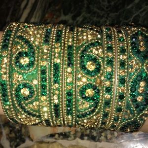 DISCOUNT Jewel bangles✨| H I G H Q U A L I T Y